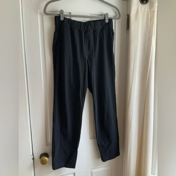 Vuori Women's Black Miles Ankle Pants, Small - Picture 7 of 7